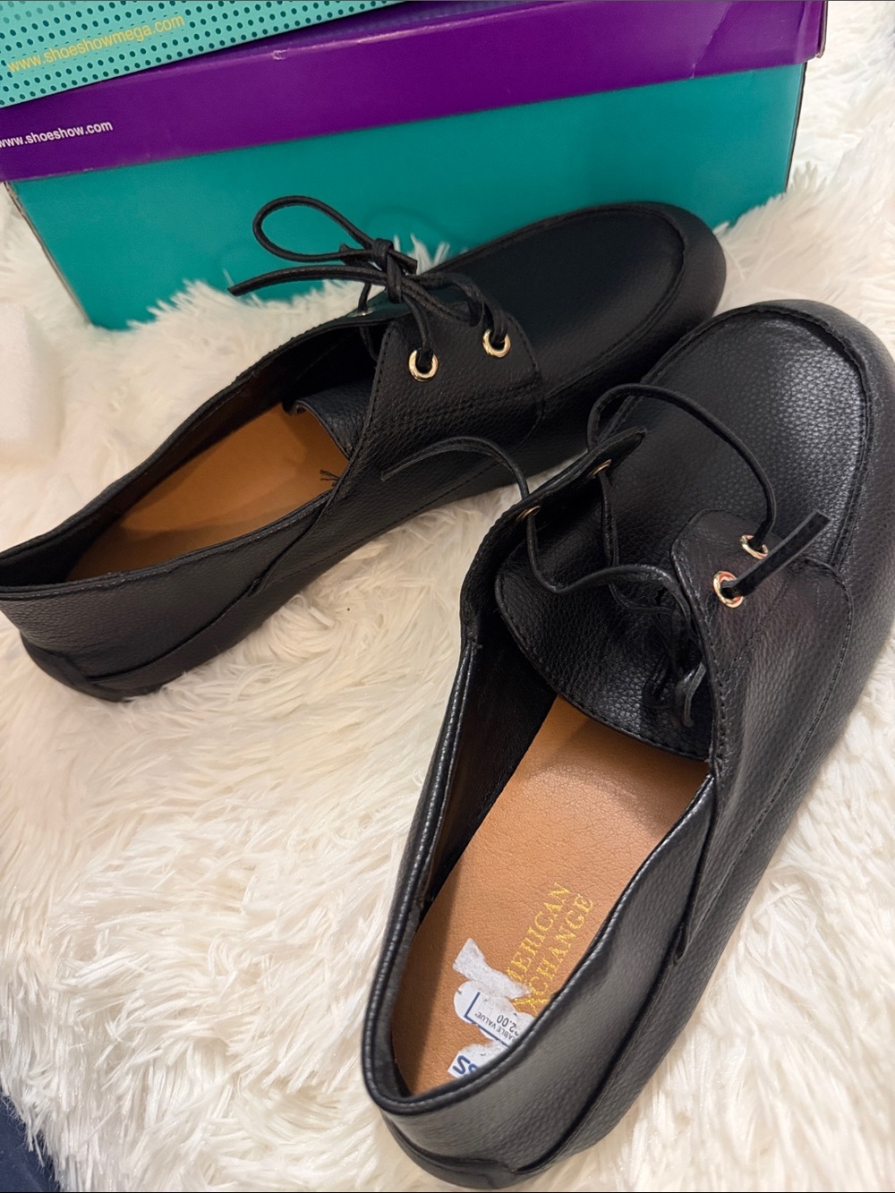 NWOT American Exchange Black Pebbled Leather Lace-Up Flats